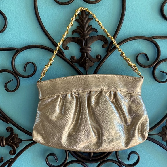 Payless Handbags - EUC Payless Shimmery Tan Vinyl Clutch Bag With Gold Tone Chain Strap